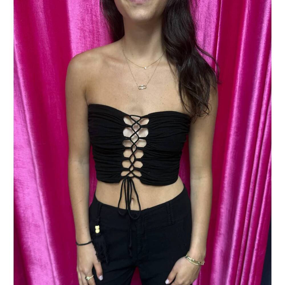 NEW BLANCO BY NATURE laced front crop top in black